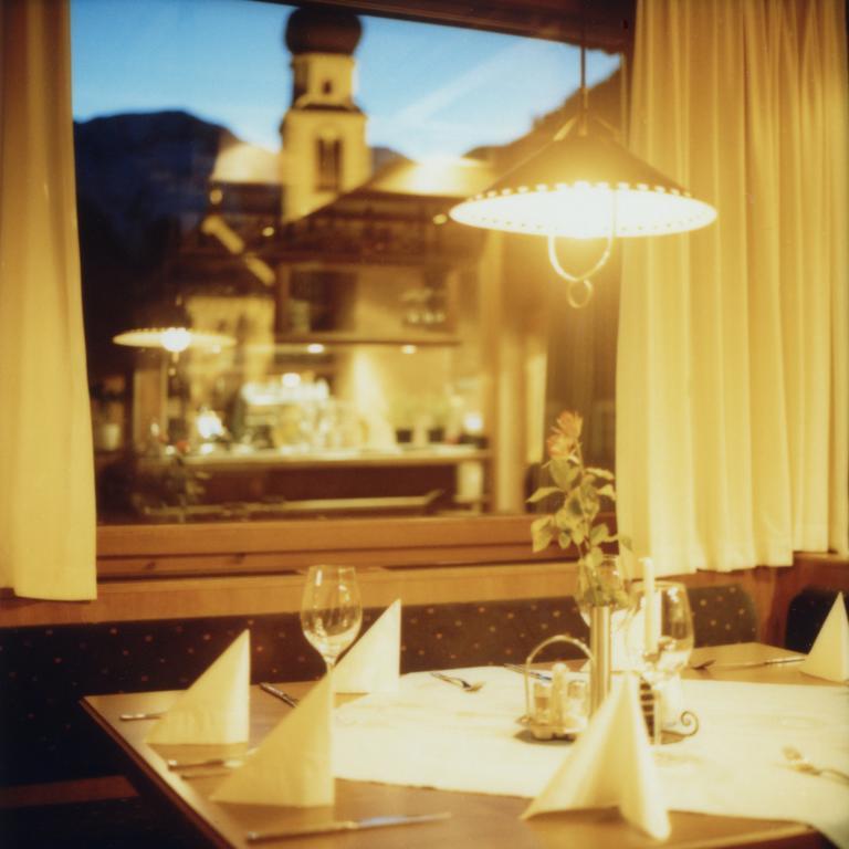 Alfonsstueberl - Ferienwohnungen & Restaurant อินเนอร์ฟิลล์กราเท็น ภายนอก รูปภาพ