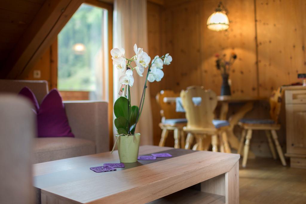 Alfonsstueberl - Ferienwohnungen & Restaurant อินเนอร์ฟิลล์กราเท็น ภายนอก รูปภาพ