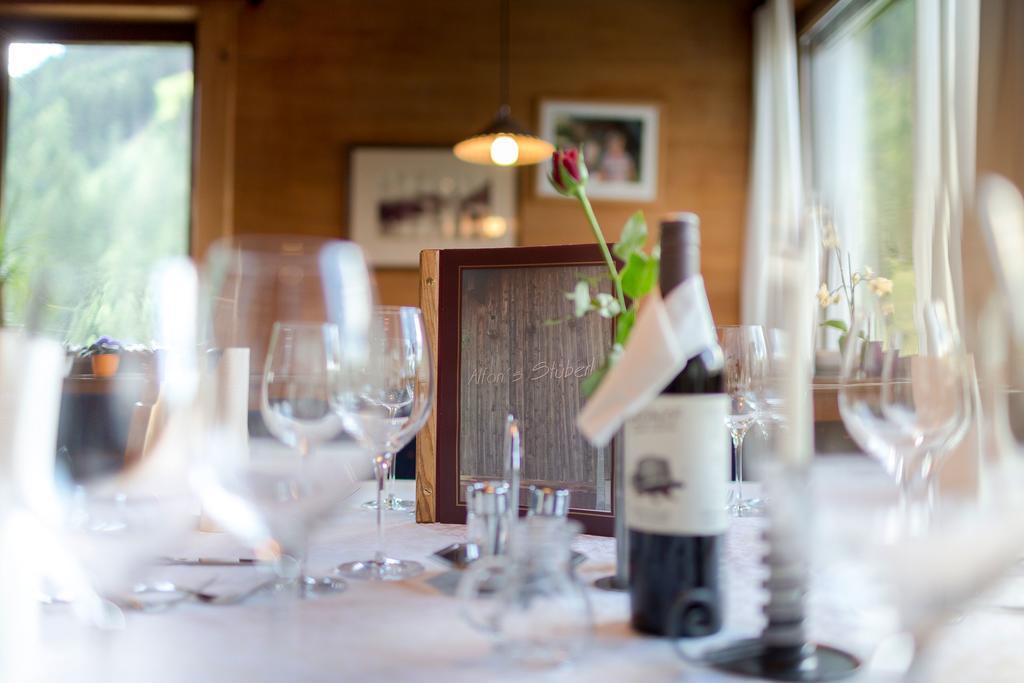 Alfonsstueberl - Ferienwohnungen & Restaurant อินเนอร์ฟิลล์กราเท็น ภายนอก รูปภาพ