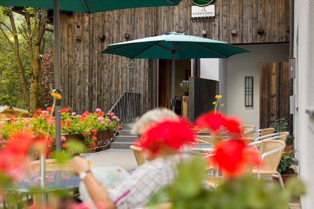 Alfonsstueberl - Ferienwohnungen & Restaurant อินเนอร์ฟิลล์กราเท็น ภายนอก รูปภาพ