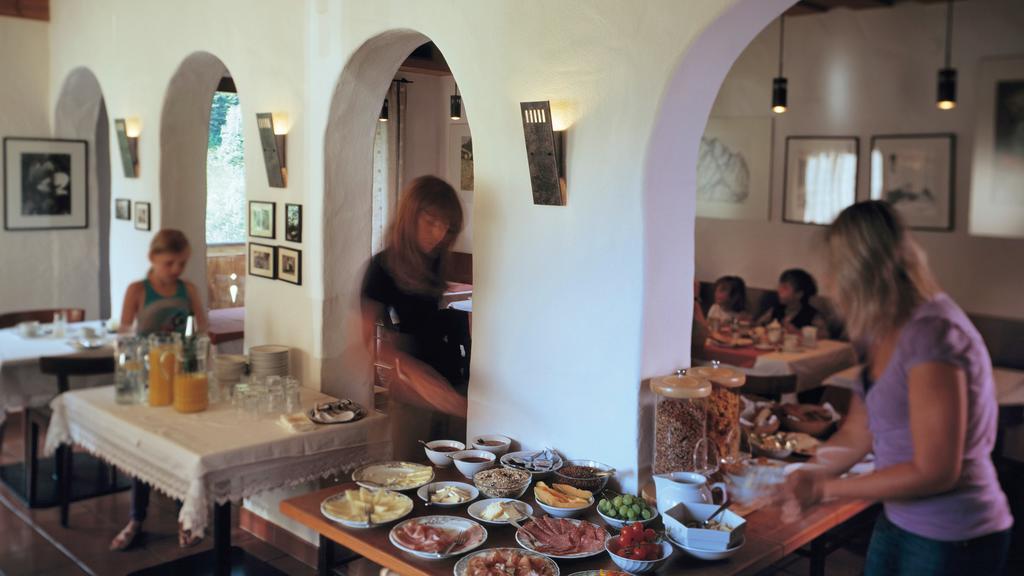Alfonsstueberl - Ferienwohnungen & Restaurant อินเนอร์ฟิลล์กราเท็น ภายนอก รูปภาพ